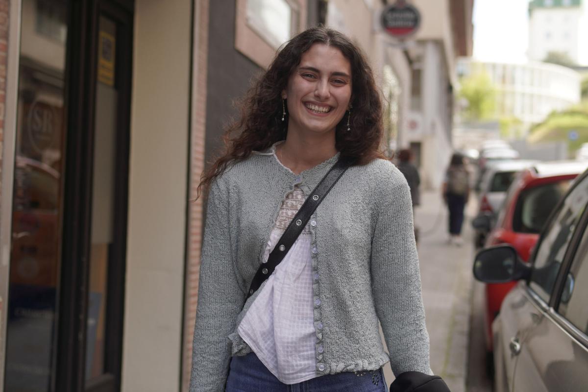 Irune Álvarez, vecina de Peruleiro