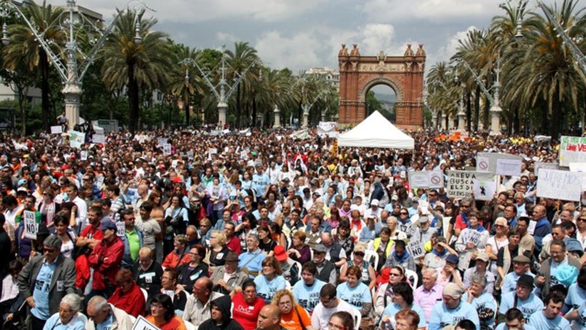 Imagen del paseo Lluís Companys de Barcelona, la mañana de este domingo.