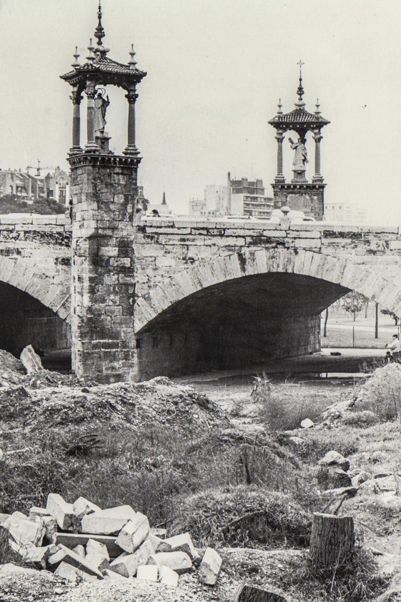 Así era el rio Turia en València antes de convertirse en un jardín