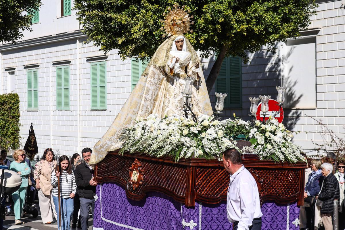 Las imágenes del Santo Encuentro en el parque Reina Sofía de Ibiza
