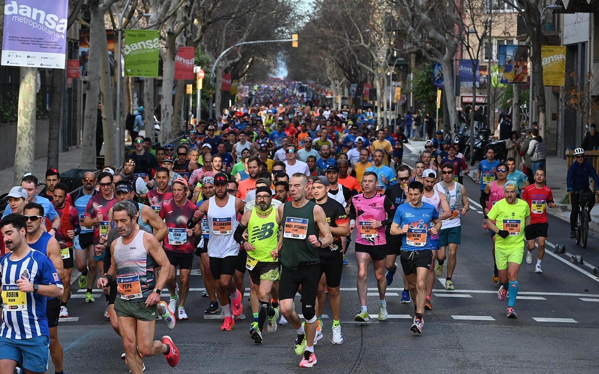 ¿Has participado en la Marató de Barcelona 2024? ¡Búscate en las fotos¡