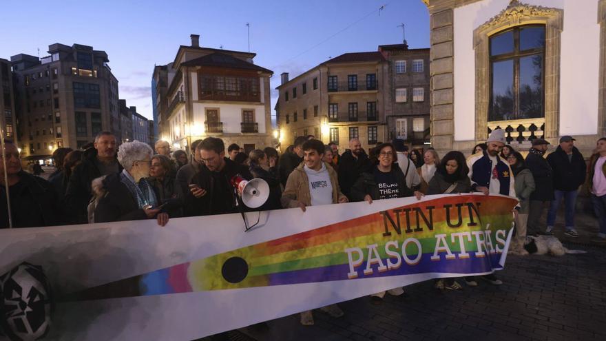 Repulsa ciudadana en la calle a los delitos de odio y agresiones homófobas