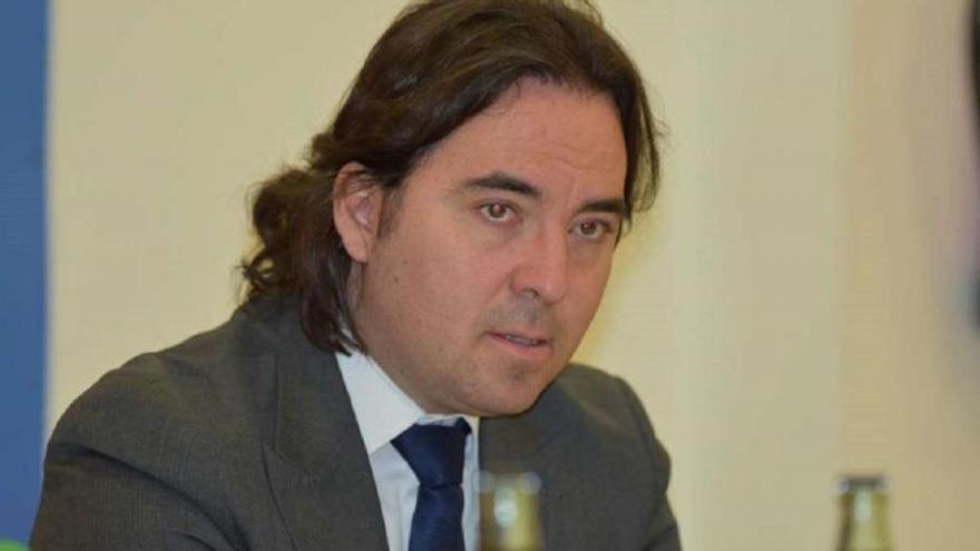 El presidente del Rayo denuncia la agresión de un representante de Raúl de Tomás