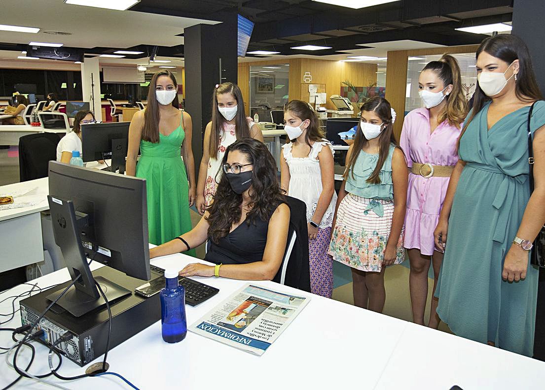 Las Belleas del Foc de San Vicente del Raspeig visitan INFORMACIÓN