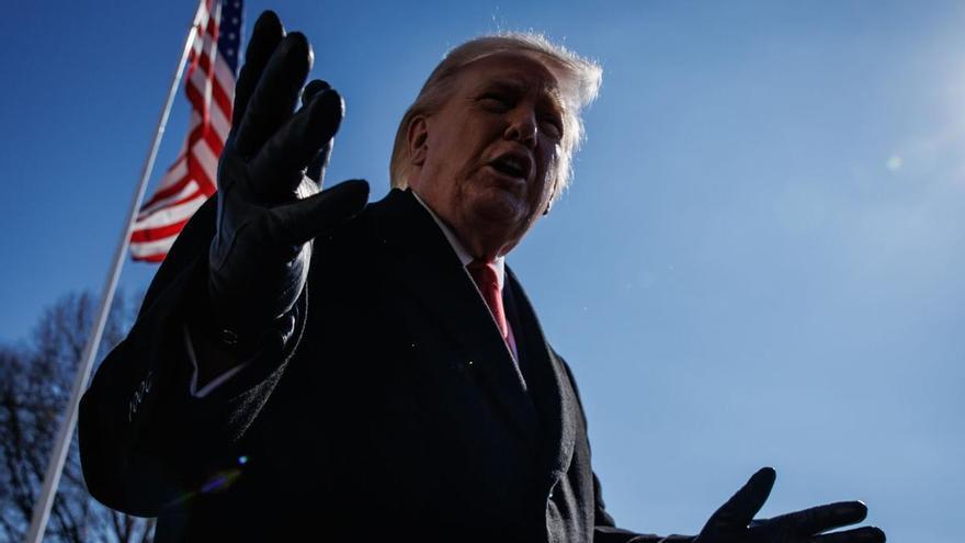 Trump urge a Zelenski a cerrar un acuerdo con Rusia y a celebrar elecciones antes del verano