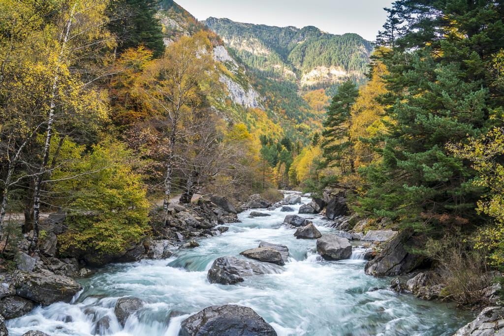 Puedes seguir la ruta visitando Ordesa y Monte Perdido.