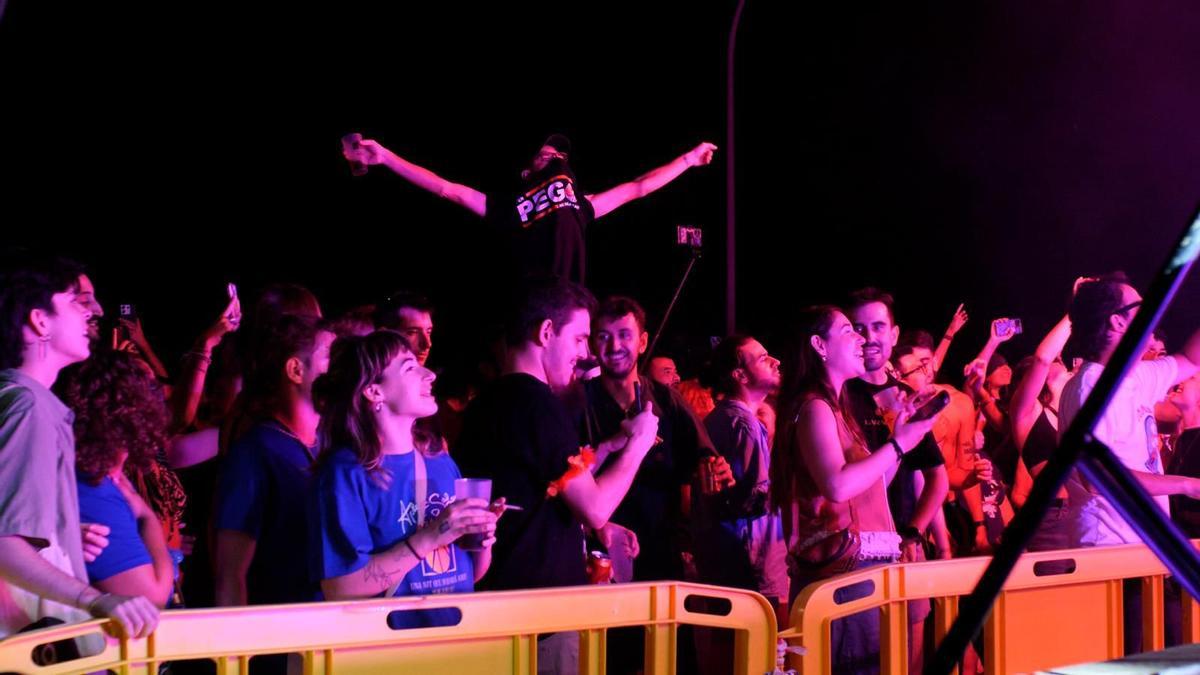 Asistentes al I Aplec de la safor celebrado en Daimús el año pasado