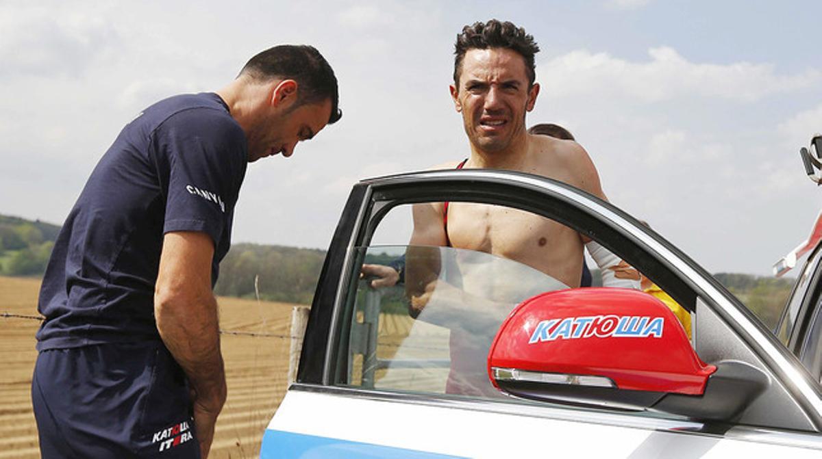 Joaquim ’Purito’ Rodríguez abandona la clàssica holandesa Amstel Gold Race amb el pit embenat després de patir una caiguda. Joaquim ’Purito’ Rodríguez abandona la clàssica holandesa Amstel Gold Race amb el pit embenat després de patir una caiguda.