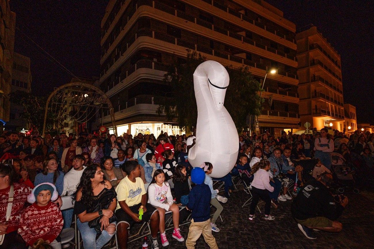 Arrecife brilla para recibir la Navidad