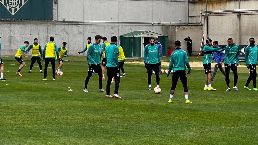 Vídeo | Entrenamiento del Betis en la CD Luis del Sol antes del Elche