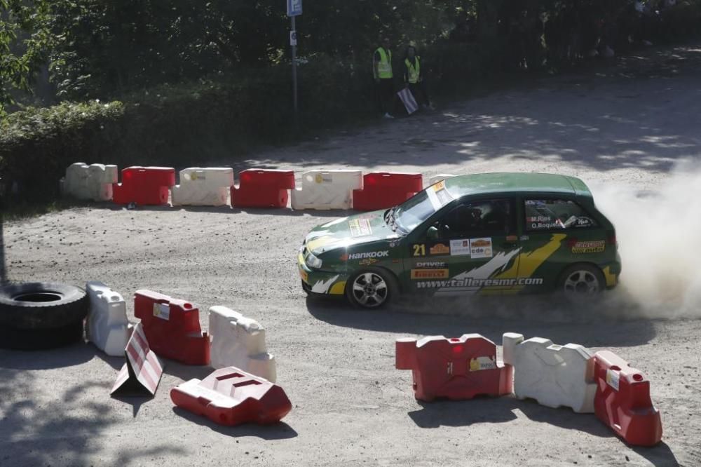 El olor a gasolina se apodera de O Castro con el Rallye Rías Baixas