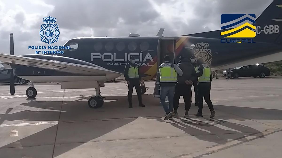 Un momento de la detención.