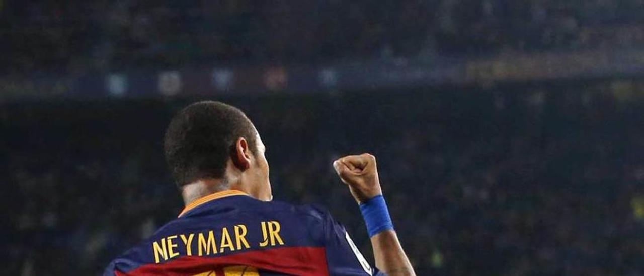 Neymar celebra un gol frente al Rayo Vallecano.