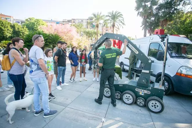 La Guardia Civil expone sus recursos humanos y técnicos por la festividad de su Patrona