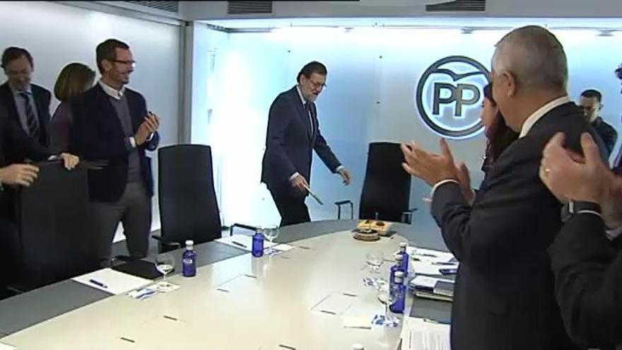 Tarta para Rajoy por su 62 cumpleaños