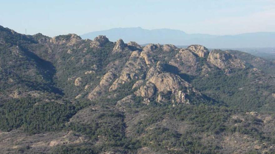 Coneixes els doms granítics de l&#039;Ardenya, al Baix Empordà?