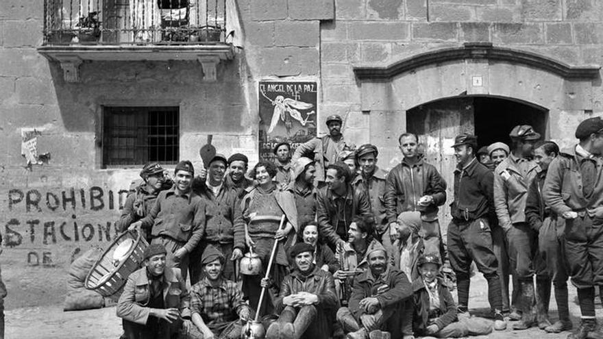 Los libros aragoneses de Domingo Buesa: El esqueleto del colegio y la guerra civil