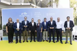 Espectacular inauguración de Delfin Natura en El Albir