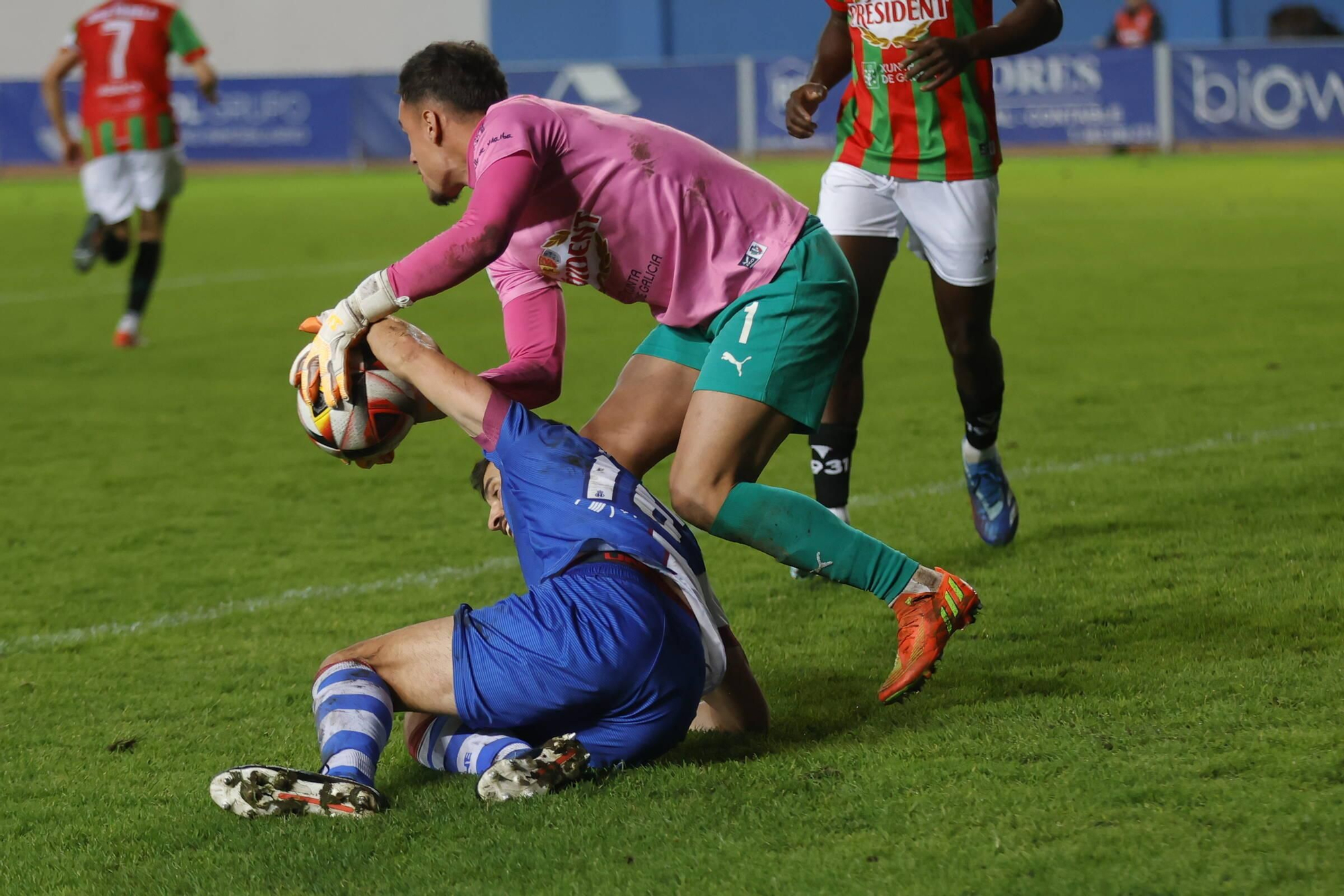 EN IMÁGENES: Así ha sido la victoria del Avilés ante el Racing Villalbés