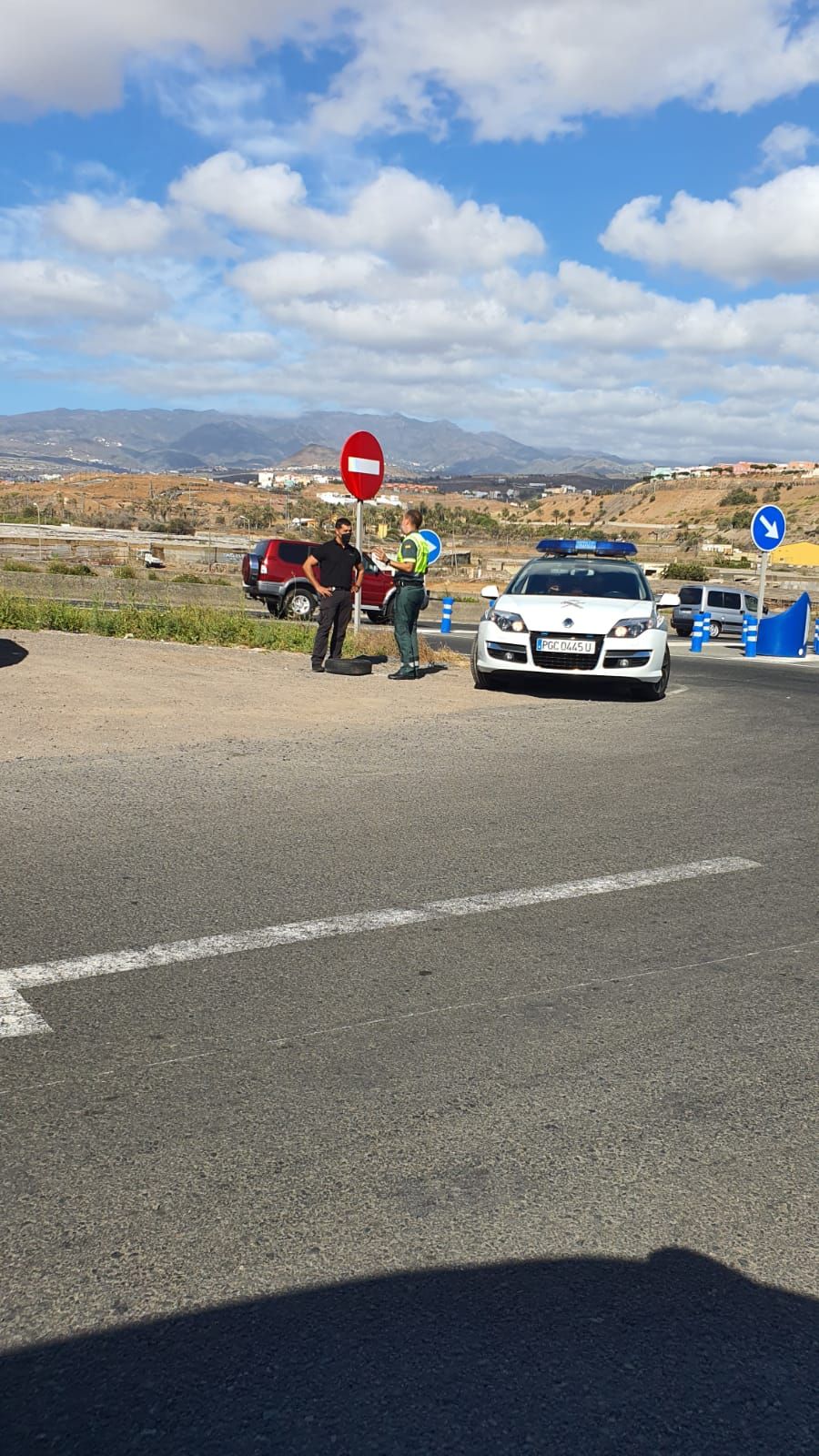 Un coche pierde una rueda cuando circulaba