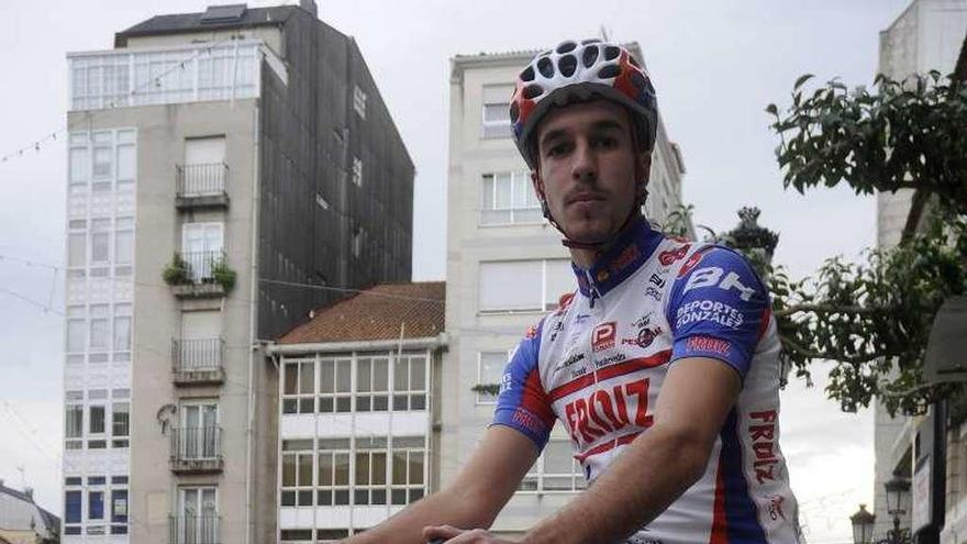 Óscar González regresa al Froiz tras tres años en el ciclismo profesional luso