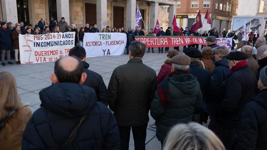 Anterior concentración en Zamora por la reapertura del tren Ruta de la Plata entre Plasencia y Astorga. | José Luis Fernández (Archivo)
