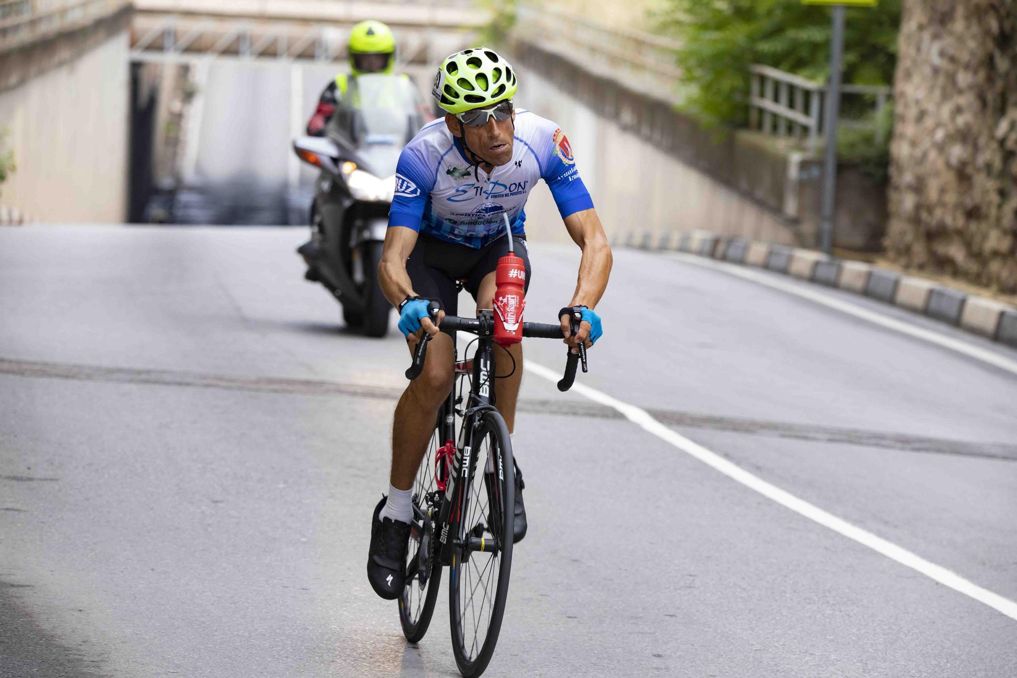 El paracycling se adueña de las calles de Xàtiva