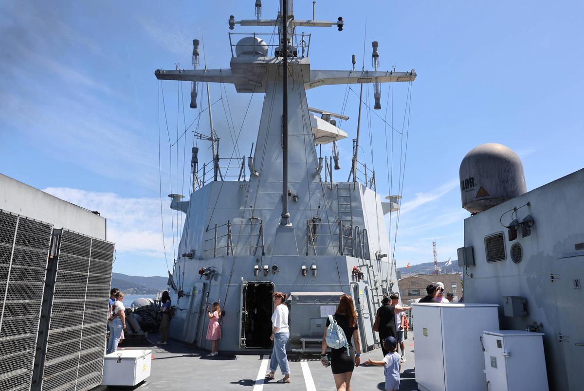 El campamento militar de As Avenidas se despide