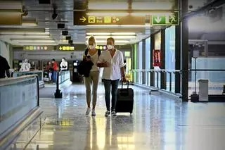 La fuga de talento se agrava: 8.200 gallegos con estudios superiores emigran en un año