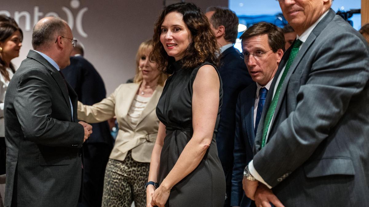 Aguirre, Ayuso y Almeida, en la presentación del libro de la expresidenta madrileña.