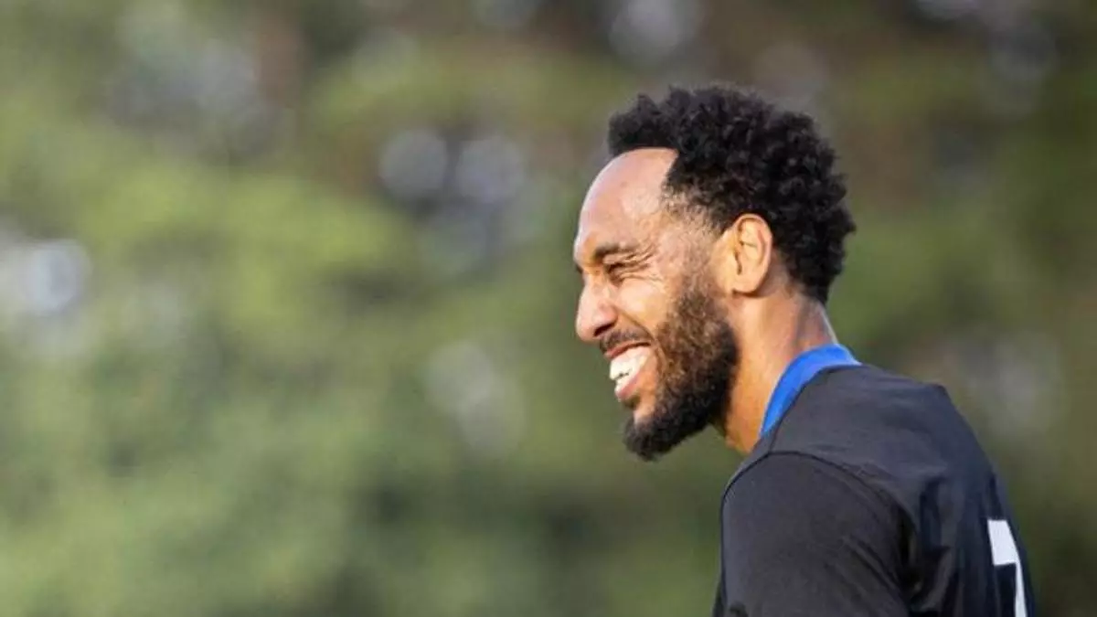 Aubameyang, una 'masterclass' continua para Bil Nsongo en el Deportivo
