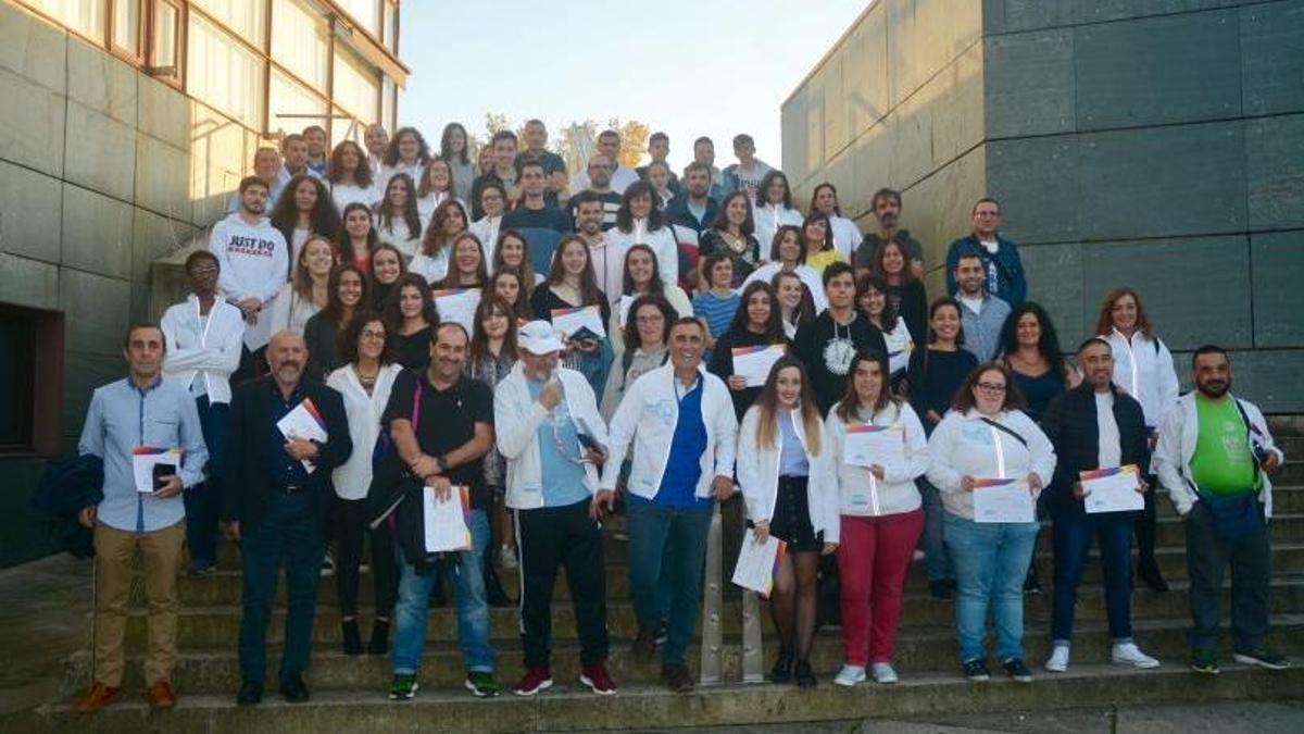 Un grupo de voluntarios del Mundial celebrado en 2019.