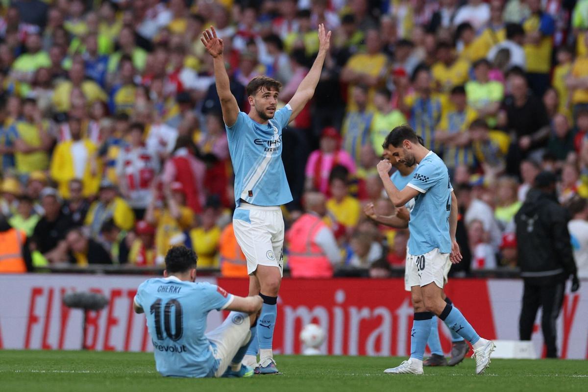 Nico González celebra el final del partido ante el Southampton gracias al gol que marcó él para dar la victoria al Manchester City en la semifinal de Wembley.