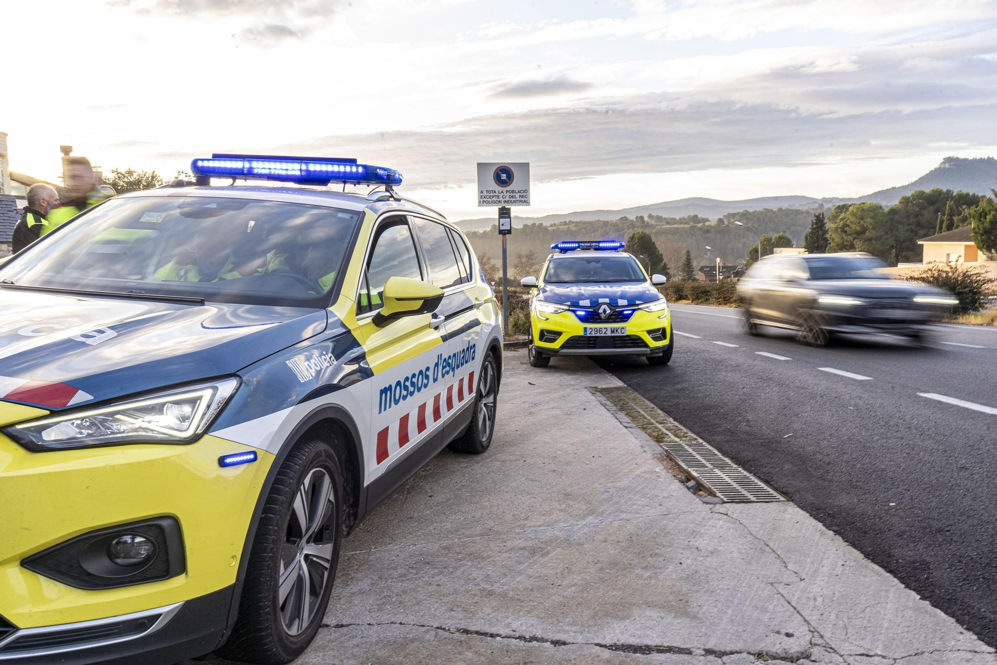 Un control del transport escolar dels Mossos, des de dins