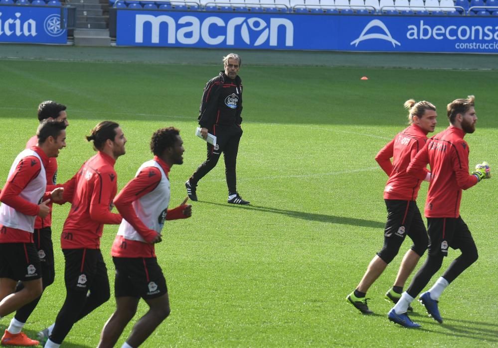 El Dépor entrena en Riazor a puerta cerrada