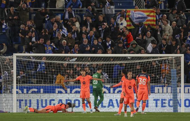 Lo que no se vio del Alavés-Barça: De la 'intensidad' de Szczesny al "tira para allá" de Eric