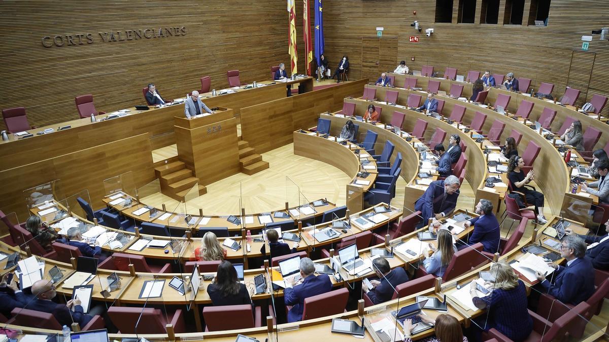 Imagen de un pleno de las Cortes Valencianas