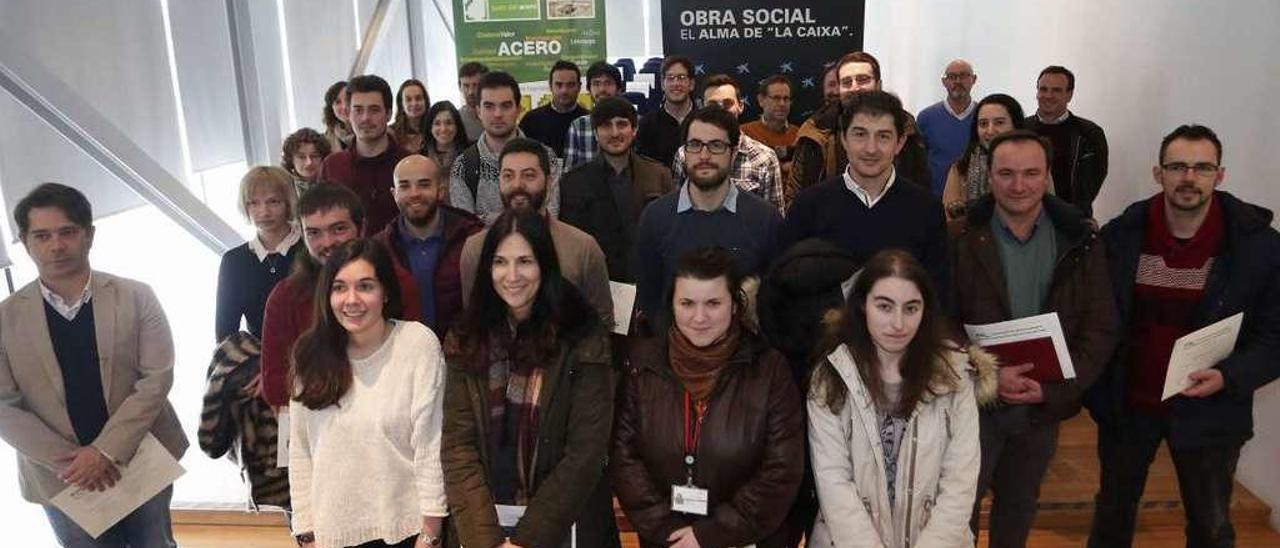 Participantes en la primera edición del proyecto formativo &quot;Caldia&quot;, ayer, en la sede avilesina del ITMA.