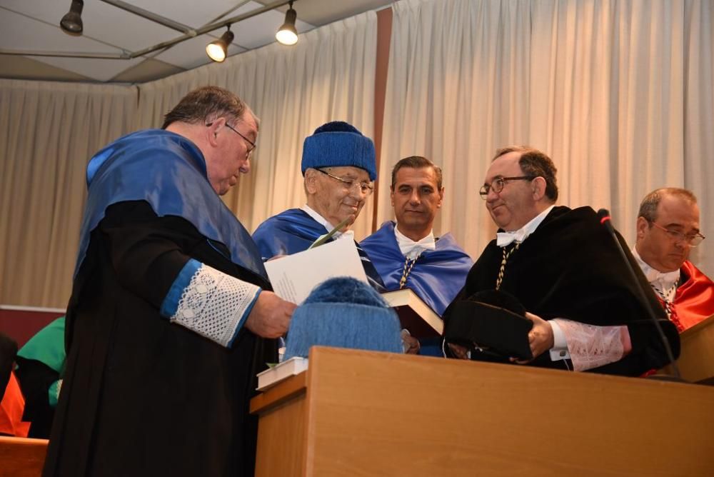 Raimundo González, Doctor Honoris Causa por la UMU