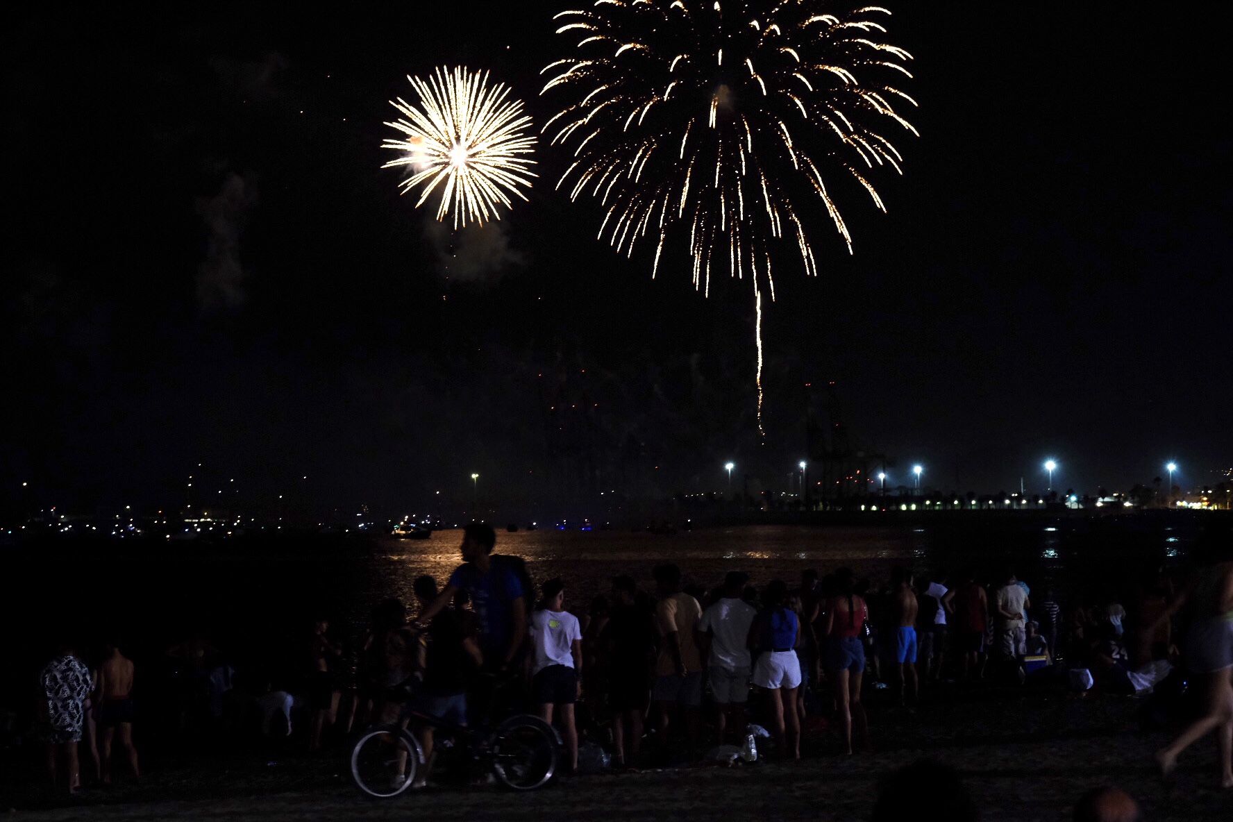 Los fuegos artificiales dan la bienvenida a la Feria de Málaga 2022