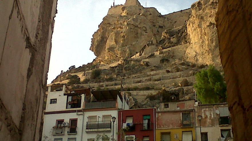 Imagen del Castillo de Santa Bárbara, principal atractivo turístico de la ciudad de Alicante