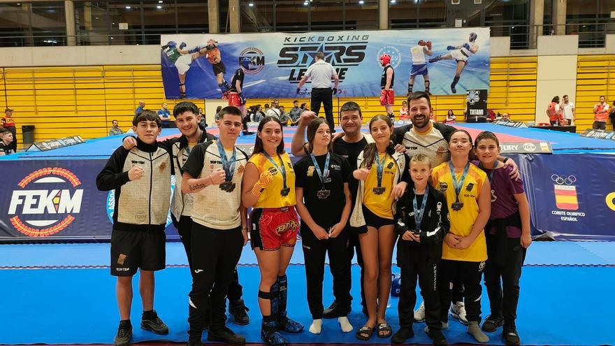 Los ibicencos regresan a casa con un impresionante medallero en la Liga de Estrellas de kick-boxing