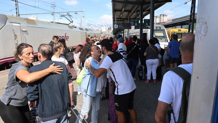 Adiós del Alvia “madrileño” en Guixar