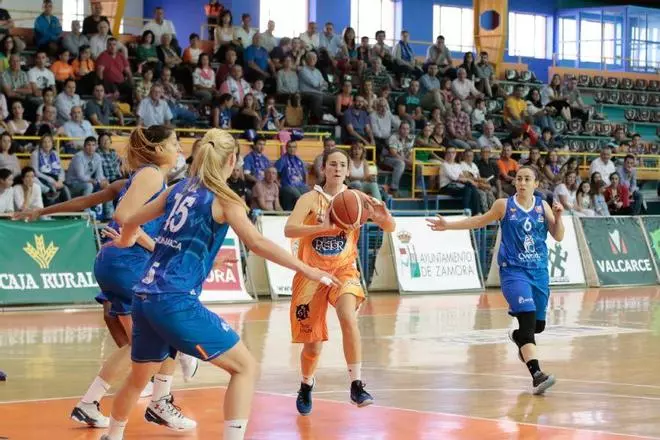 CD Zamarat - Perfumerías Avenida