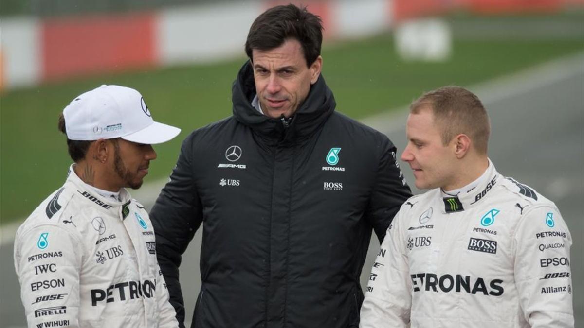 Mercedes podría centrarse en Hamilton como líder