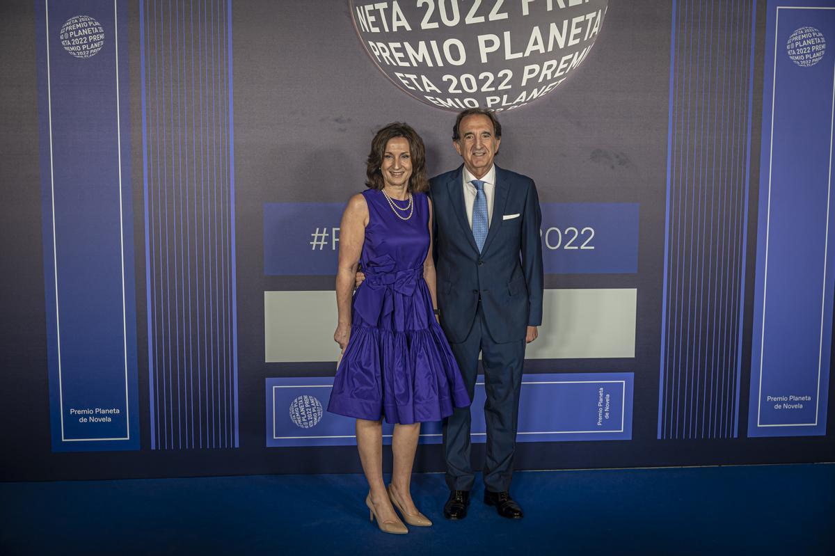 La escritora Paloma Sánchez-Garnica galardonada con el finalista del Premio Planeta 2021