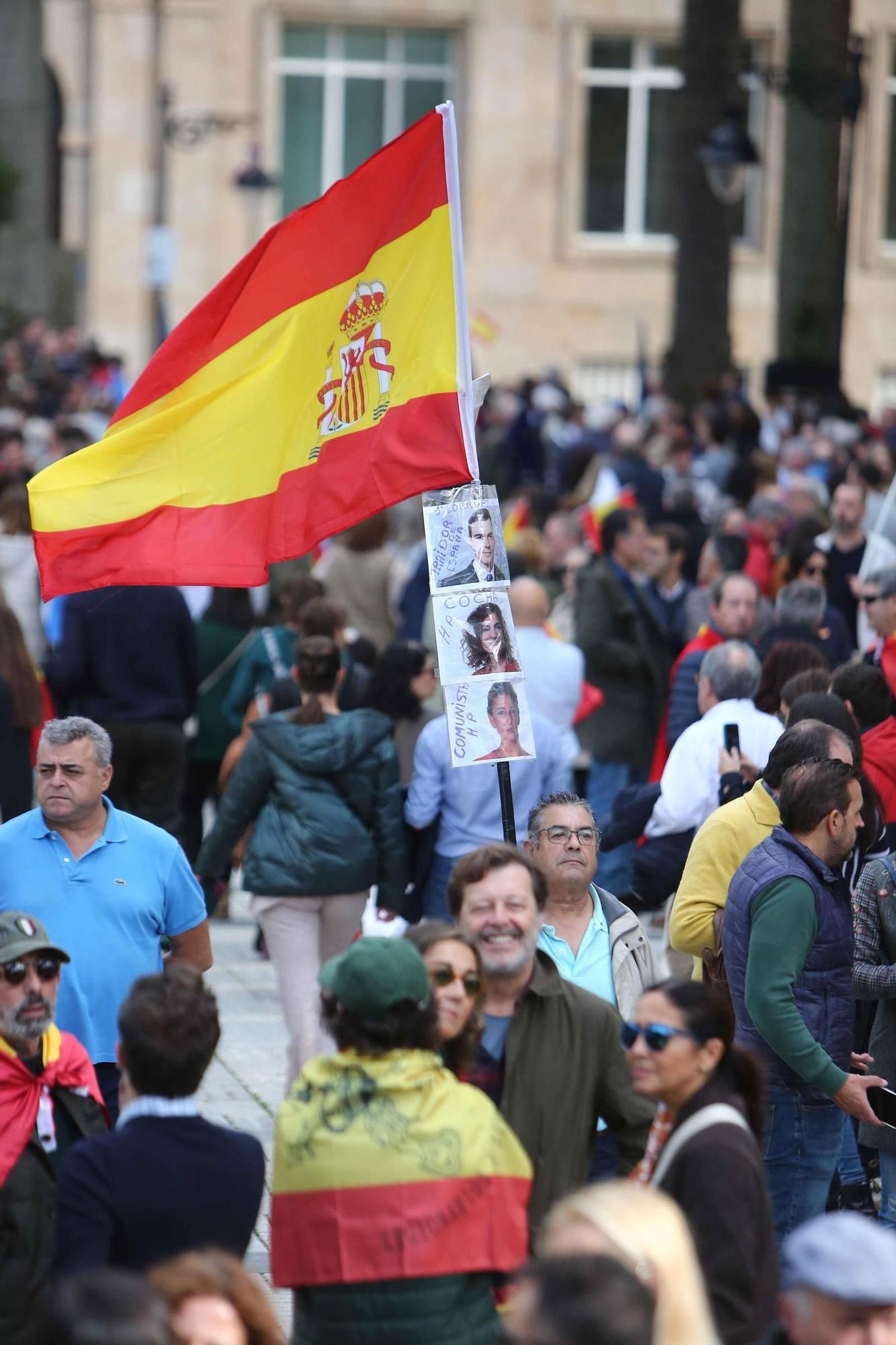 Miles de personas protestan en A Coruña contra la amnistía