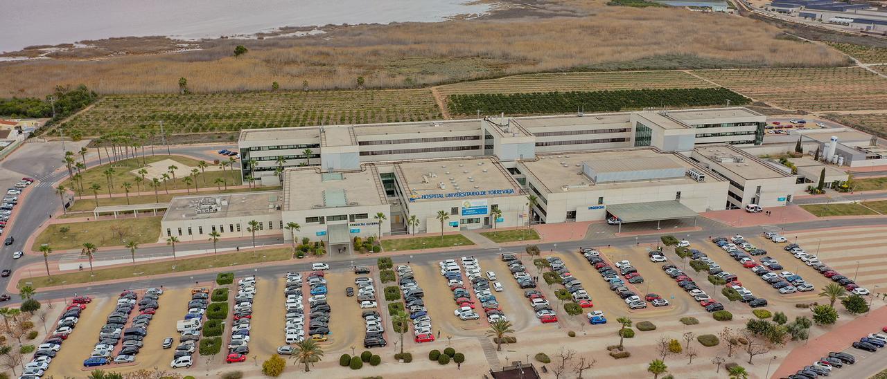 Panorámica del Hospital Universitario de Torrevieja