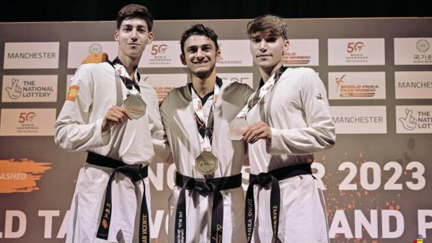 El ilicitano Hugo Arillo logra la medalla de bronce en el Grand Prix de Manchester