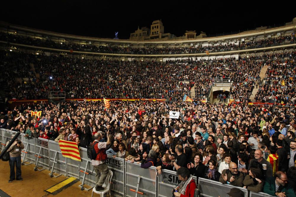 Fiesta cultural en la plaza de toros